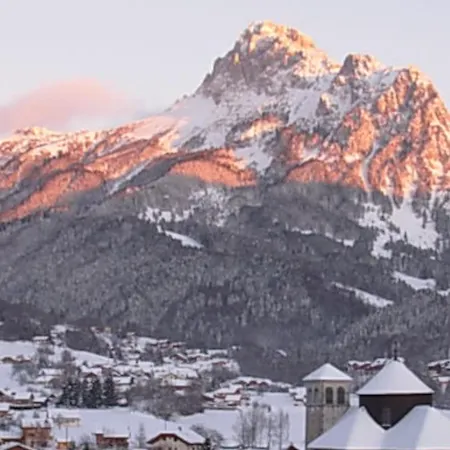 Διαμέρισμα Au Pied Des Pistes A Avec Balcon Et Parking - Fr-1-498-117 *